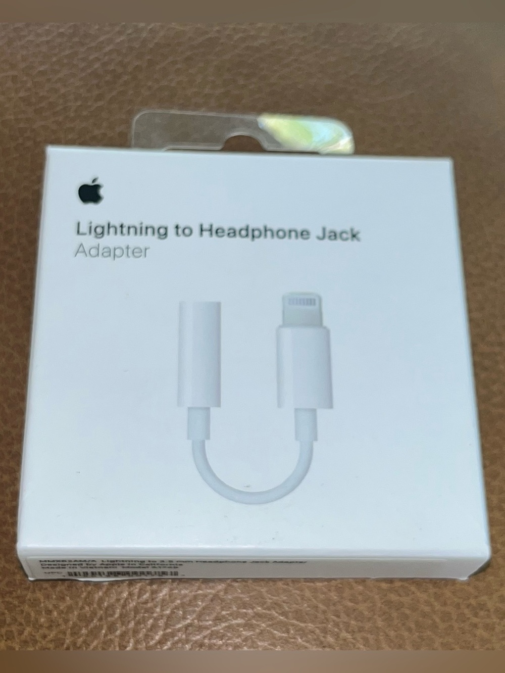 Apple: Authentic Lightning to Headphone 3.5mm Jack Adapter: MMX62AM/A Sealed